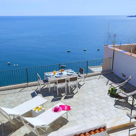 Σπίτι διακοπών Estate4home - Maison Jenny *