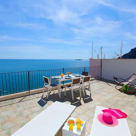 Σπίτι διακοπών Estate4home - Maison Jenny *